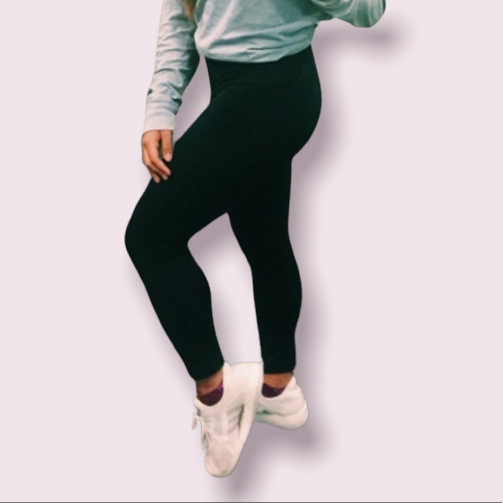 FOREVER 21 - yoga pants / black / size S / leather design
